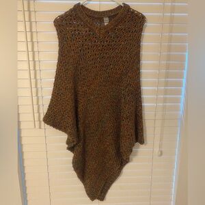 CHICO’S one size knitted poncho in fall color variegated colors